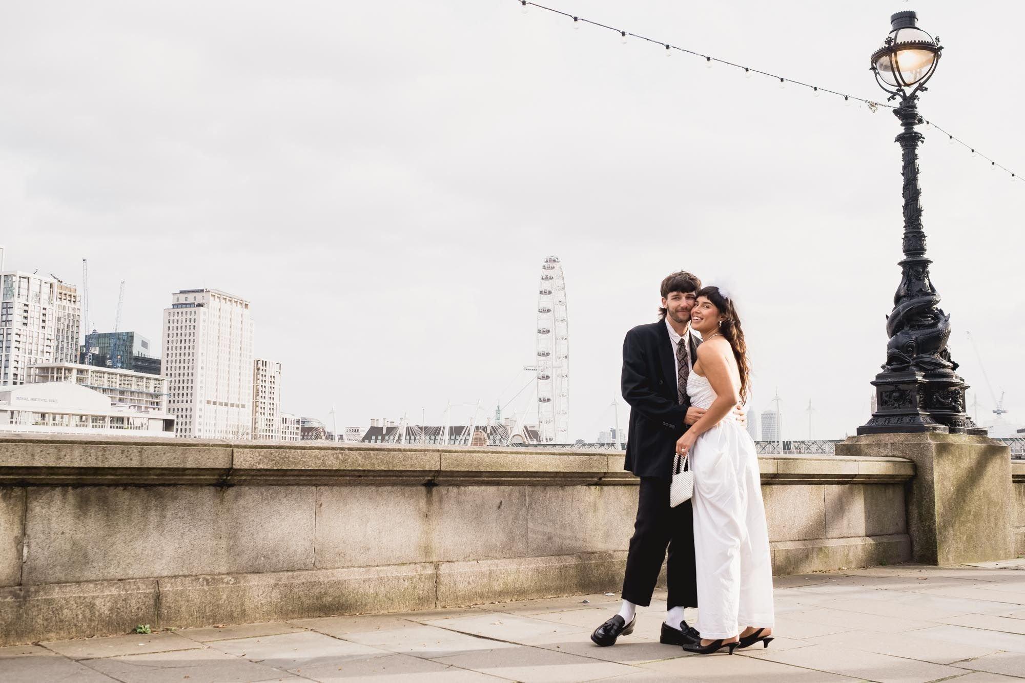 carousel-hero-element image-0