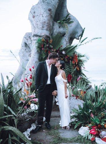 mobile - carousel-hero-element image-1