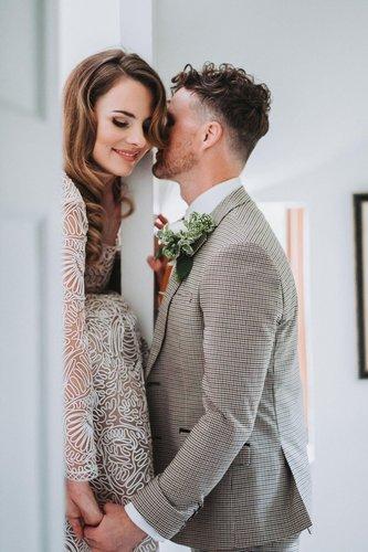 mobile - carousel-hero-element image-6